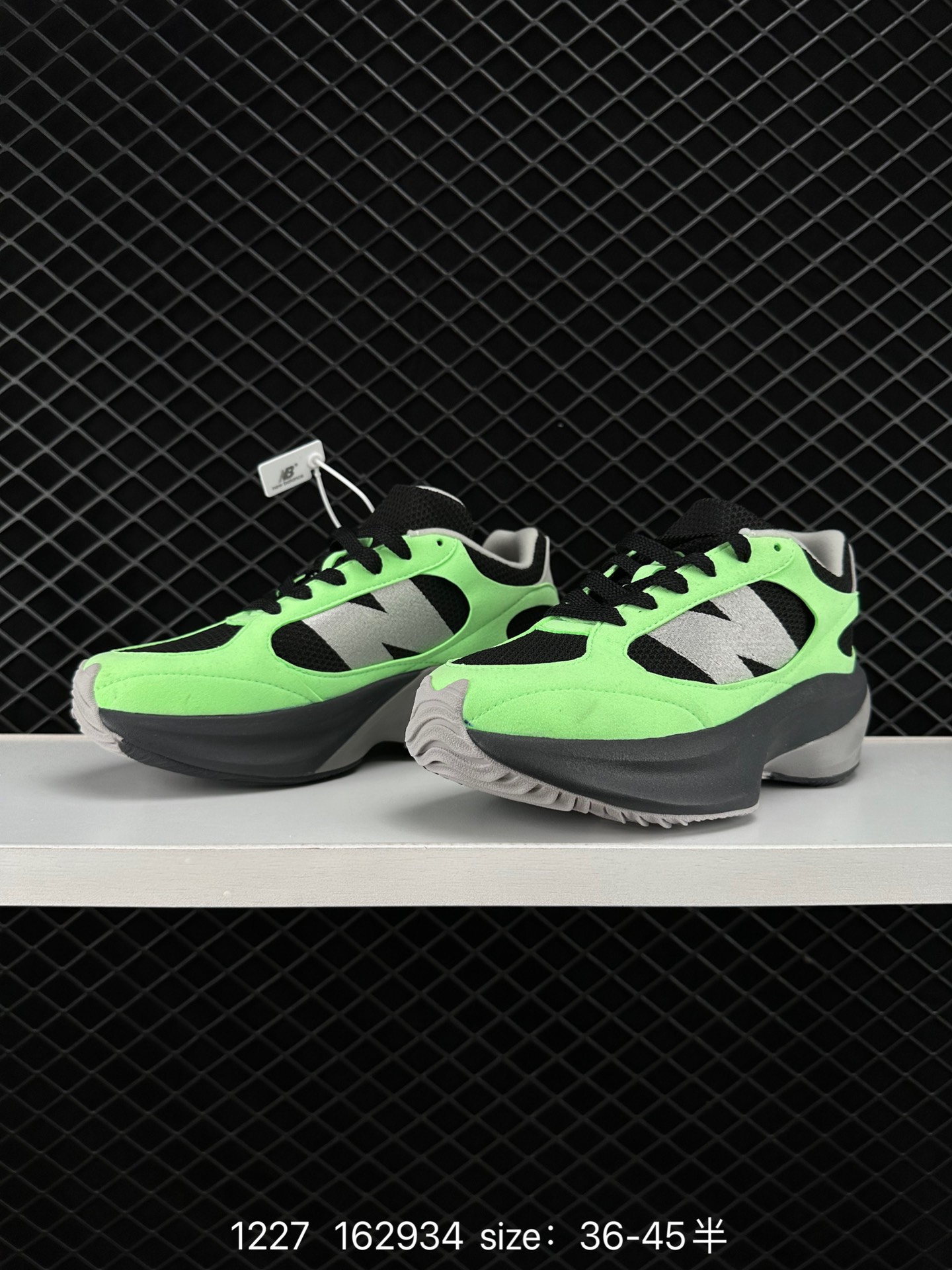 New Balance Warped Runner